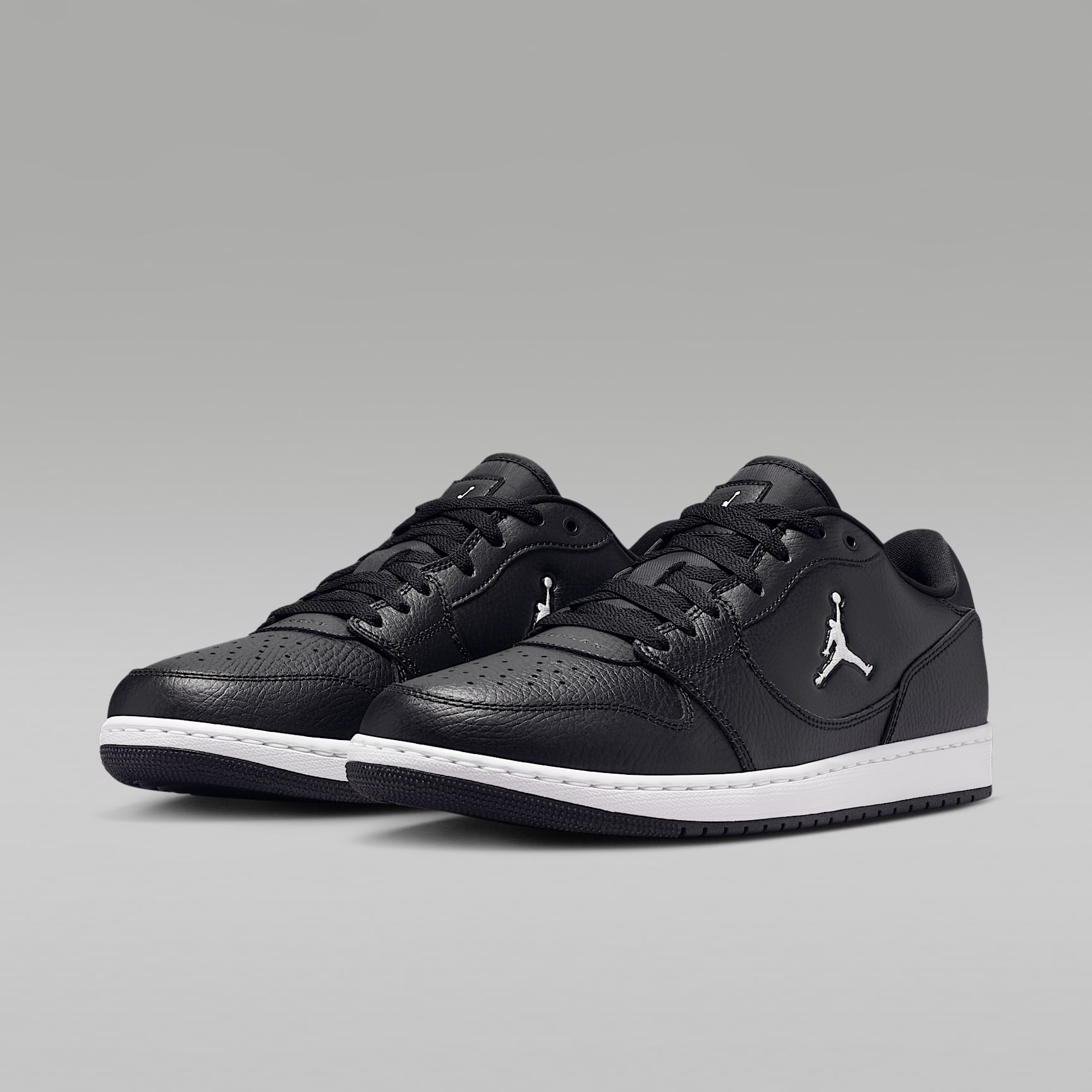 Jordan Court Connect Low Herrenschuhe – Schwarz/Weiß