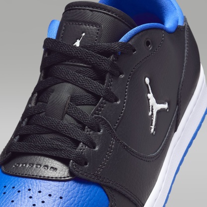 Jordan Court Connect Low Herrenschuhe – Schwarz/Game Royal/Weiß