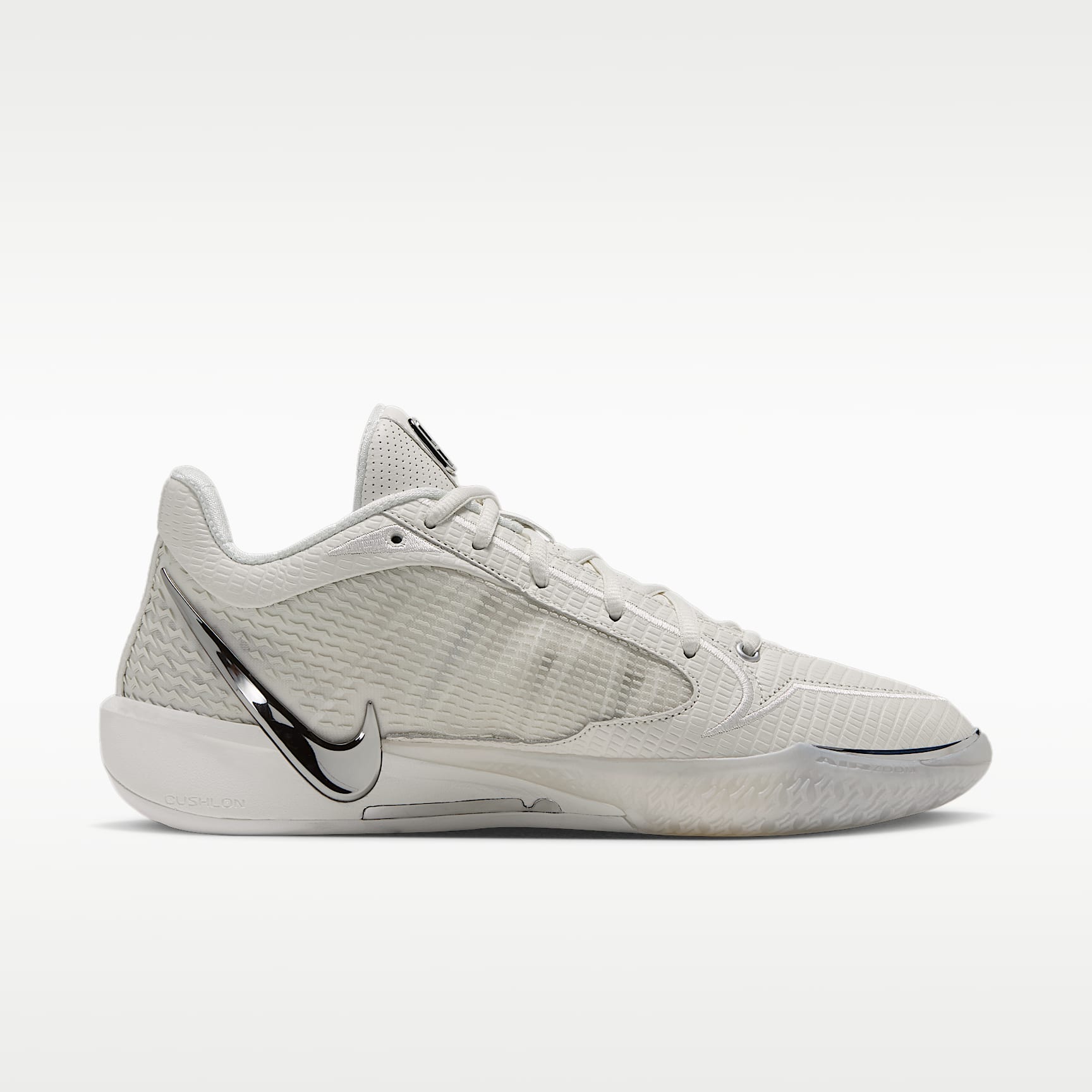 Sabrina 4 "White Label LX" Basketballschuhe – Sail/Sail/Metallic Silver