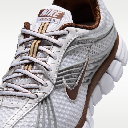 Nike Zoom Skylon 11 Damenschuh – Weiß/Metallic Silver/Cacao Wow