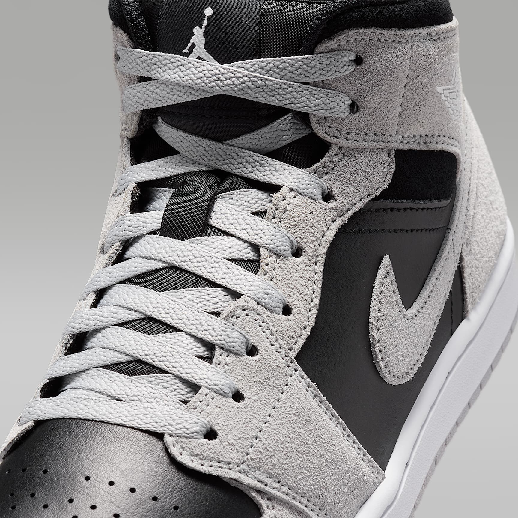 Air Jordan 1 Mid Herrenschuh – Light Smoke Grey/Schwarz/Weiß