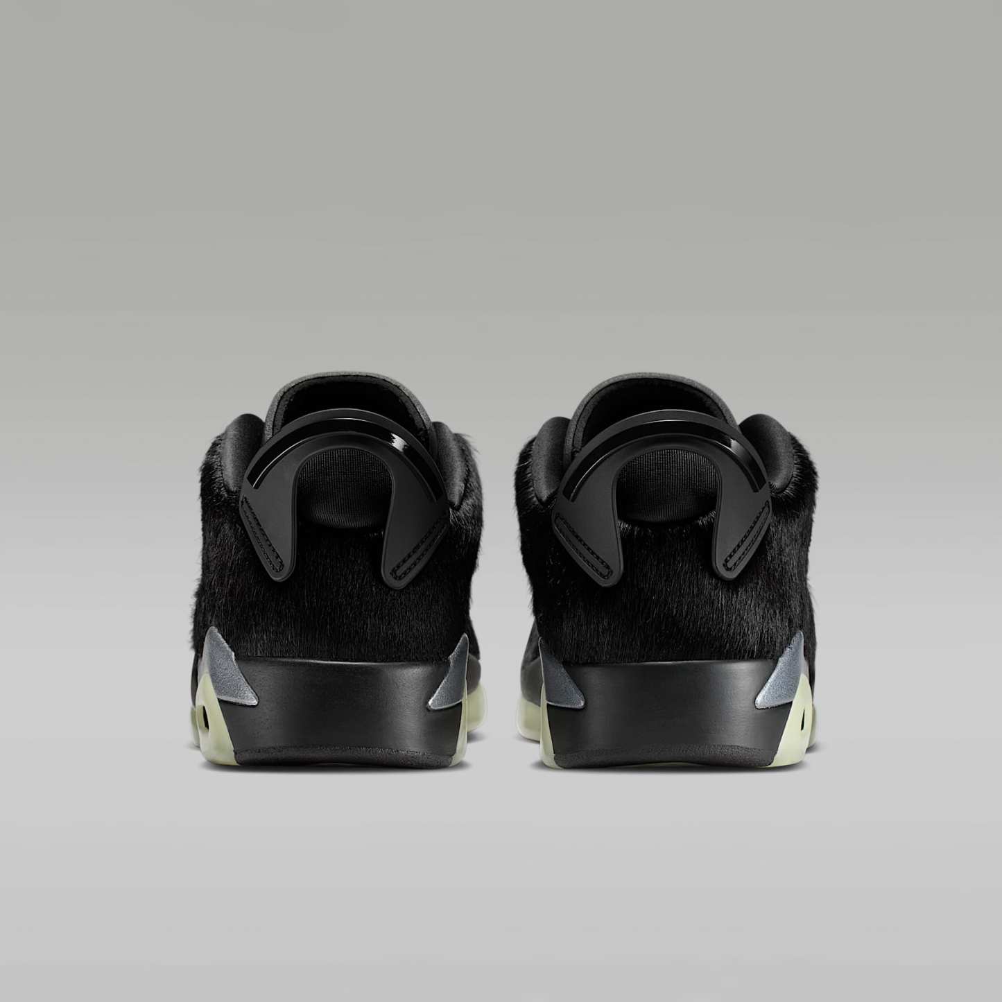 Air Jordan 6 Retro Low Schuh (Damen) – Schwarz/Schwarz/Schwarz