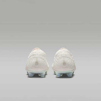 Jordan Tiempo Maestro Elite SE Low-Top-Fußballschuh für normalen Rasen – Sail/Infrared 23