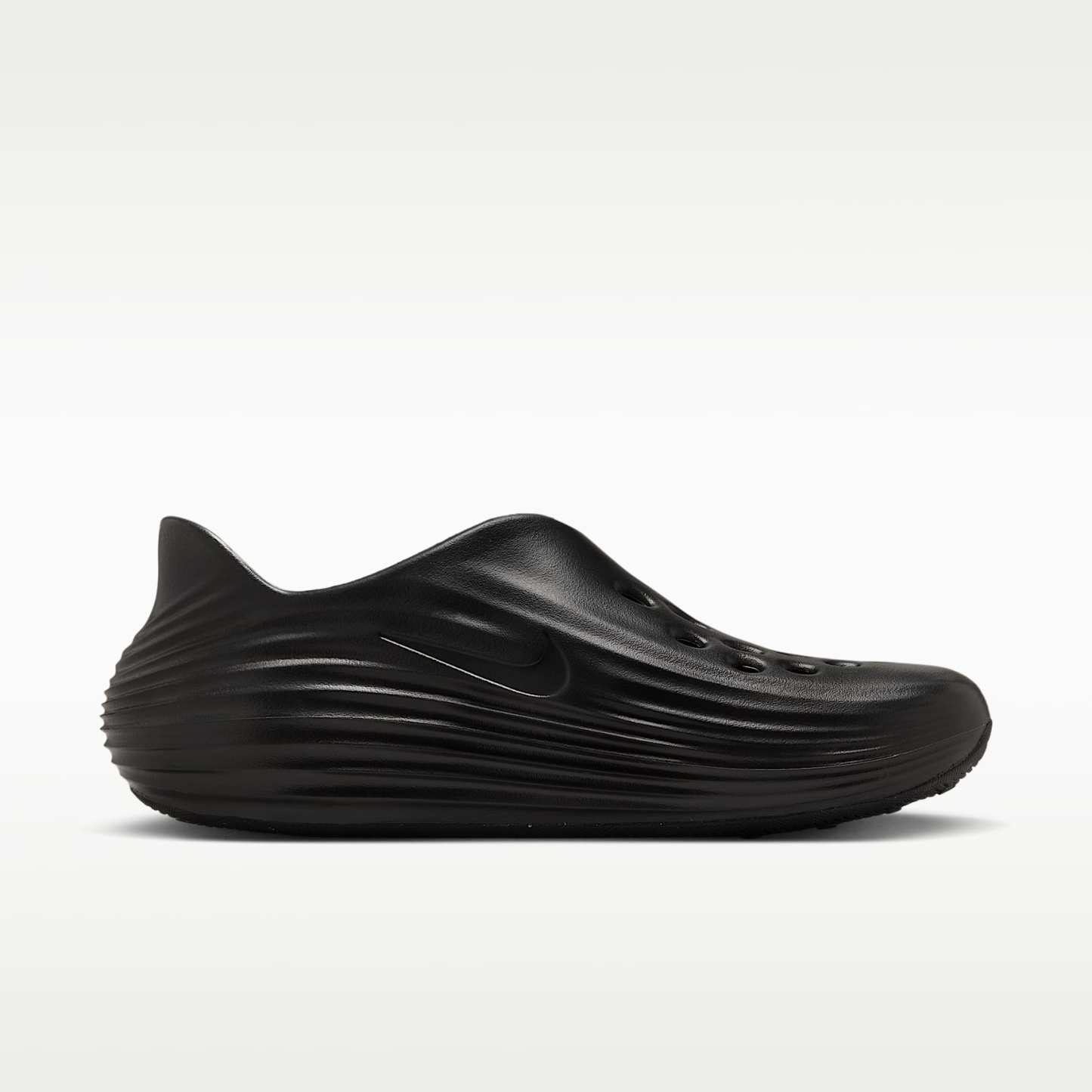 Nike ReactX Rejuven8 Schuh (Damen) – Schwarz/Schwarz/Schwarz