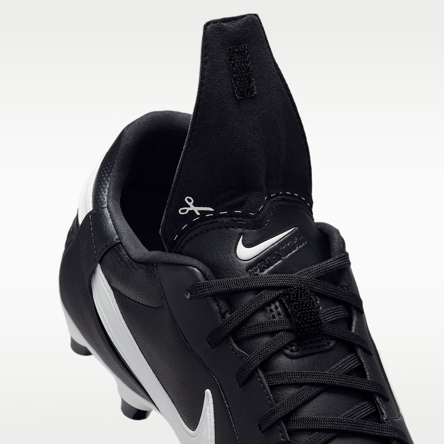 Nike Premier 3 FG Low-Top Fußballschuh – Schwarz/Weiß