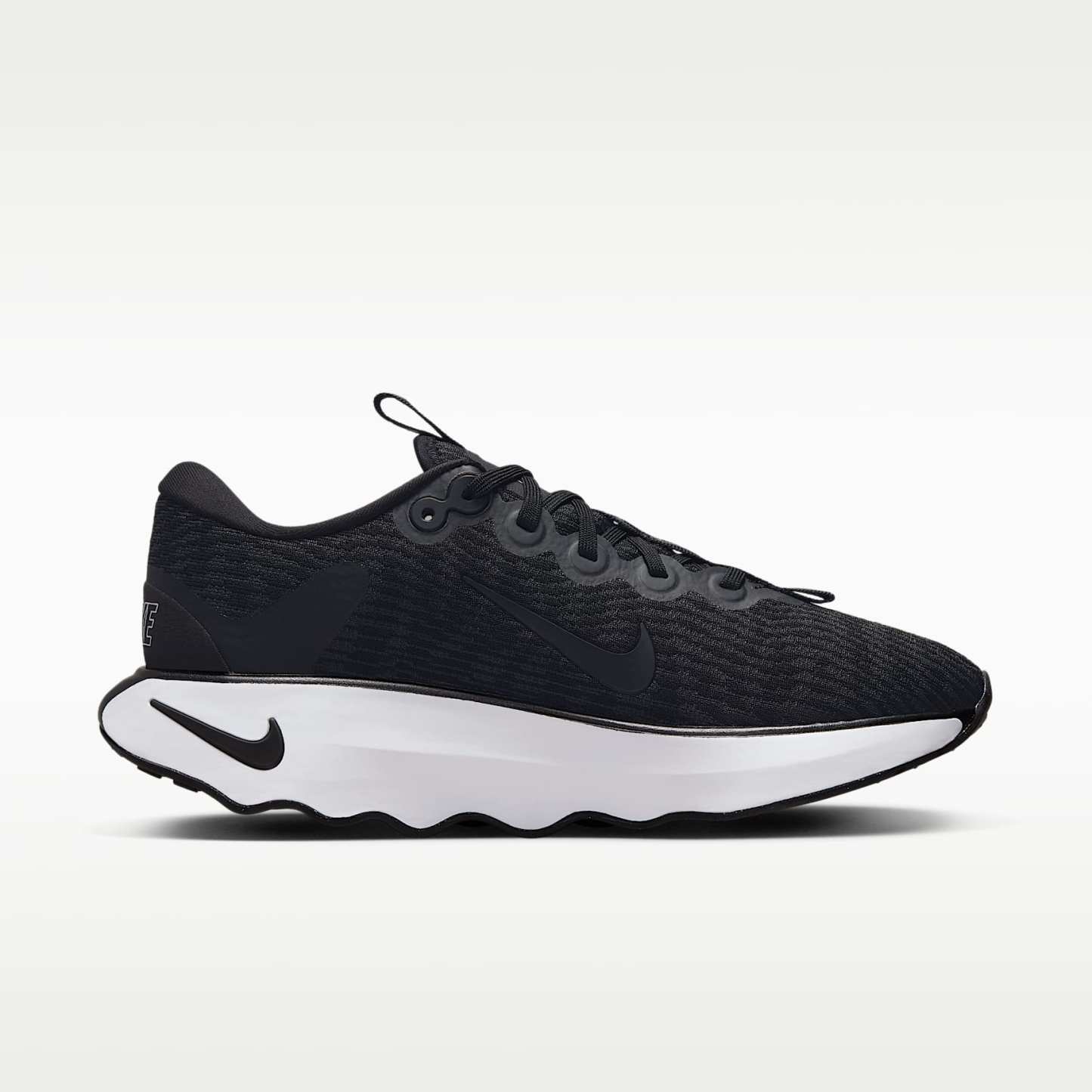 Nike Motiva Walking-Schuh (Damen) – Schwarz/Anthracite/Weiß/Schwarz