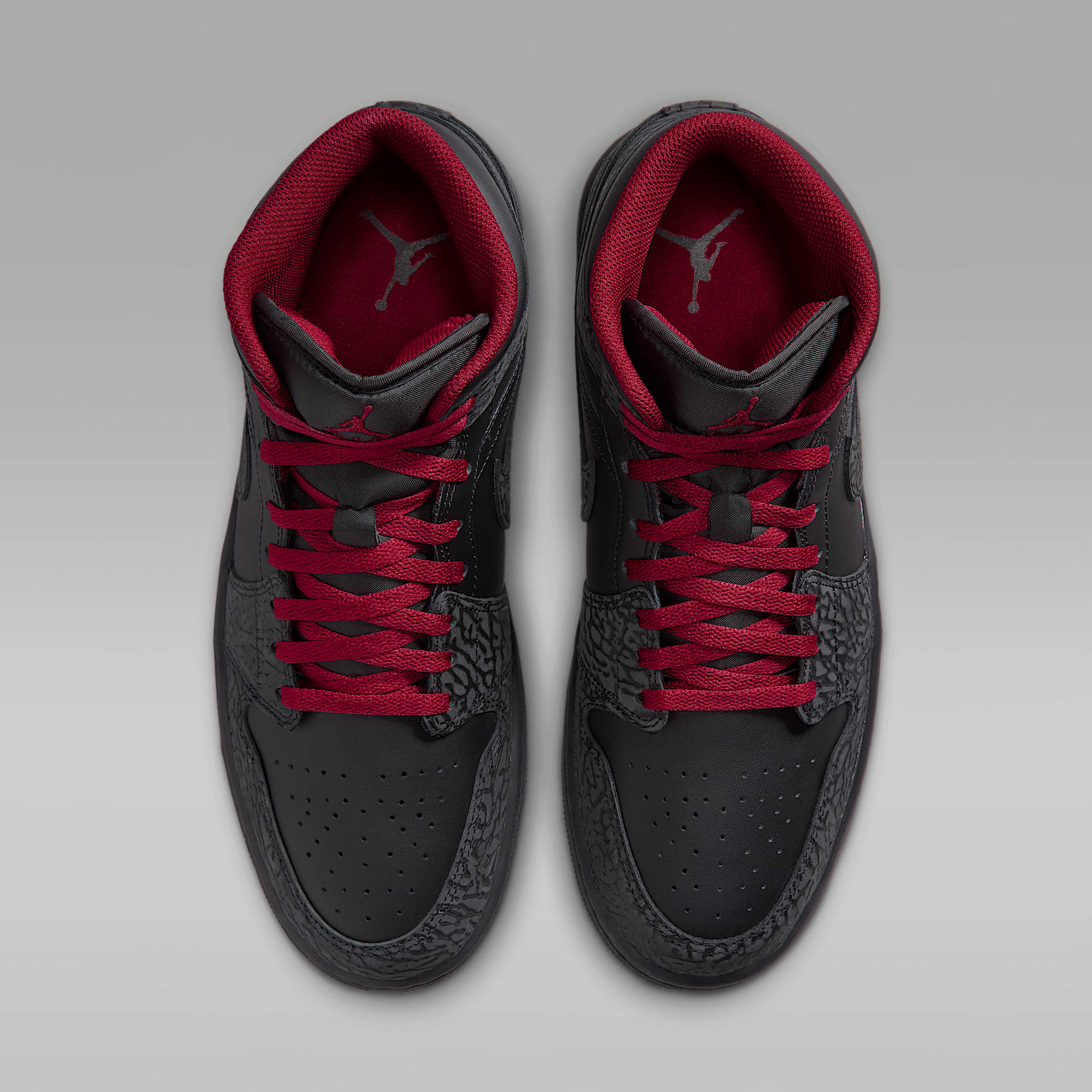 Air Jordan 1 Mid SE Schuh (Herren) – Schwarz/Schwarz/Tough Red