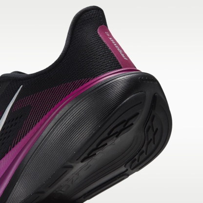 Nike Pegasus 42 Straßenlaufschuh (Damen) – Schwarz/Vivid Purple/True Berry/Metallic Silver