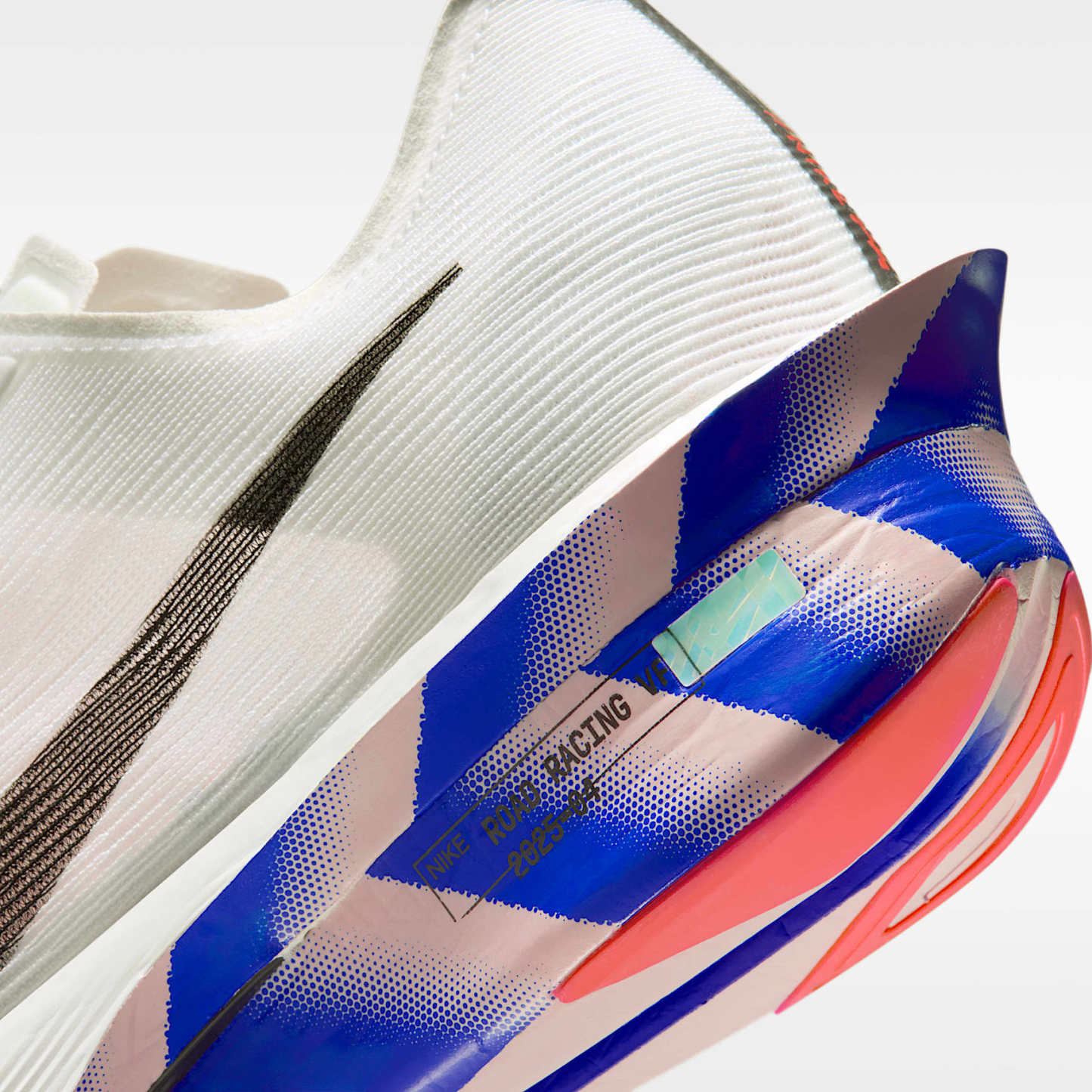 Nike Vaporfly 4 Straßenlaufschuh für Wettkämpfe (Herren) – Weiß/Racer Blue/Silt Red/Schwarz
