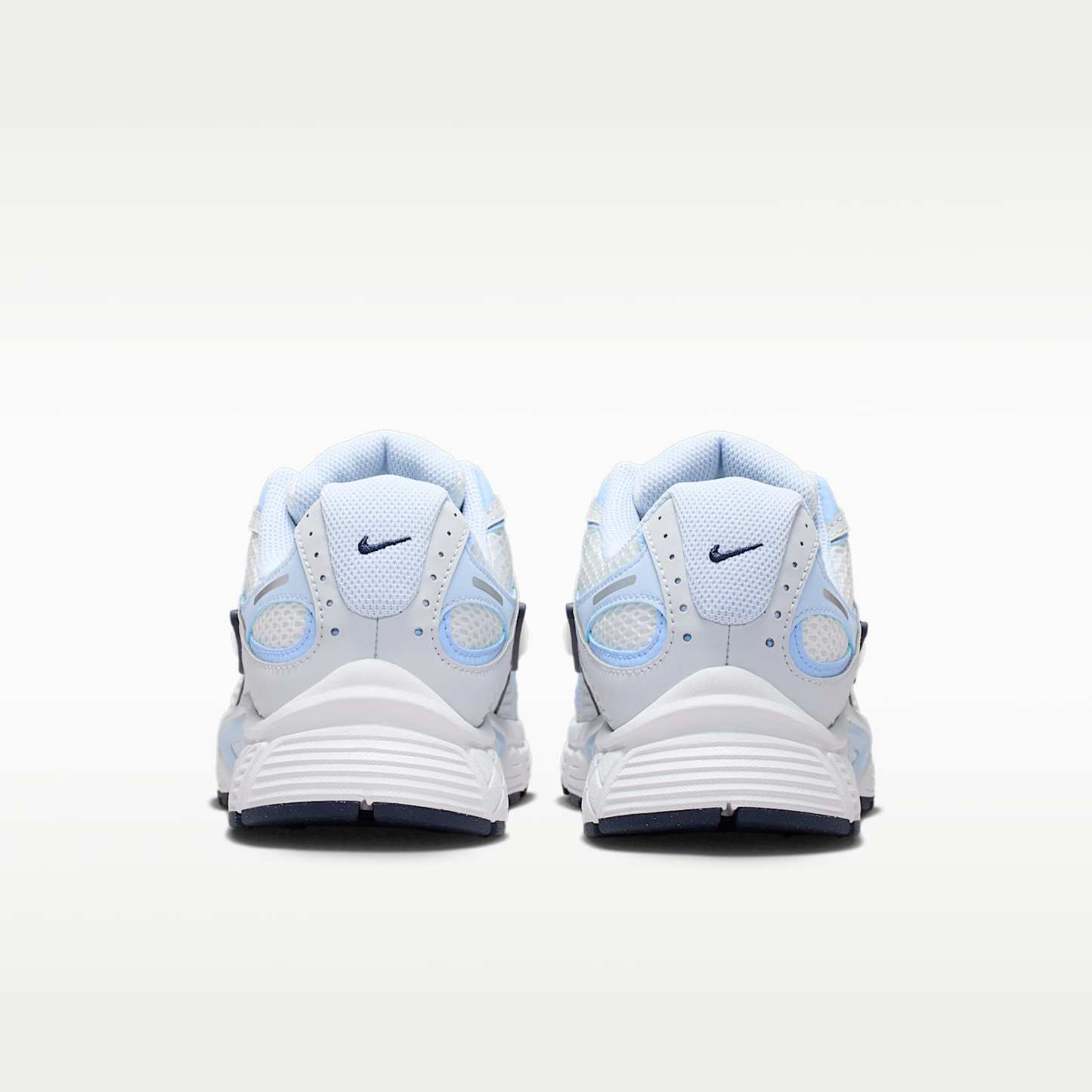Nike V5 RNR Schuh (Damen) – Off White/Hydrogen Blue/Aluminum/Off White