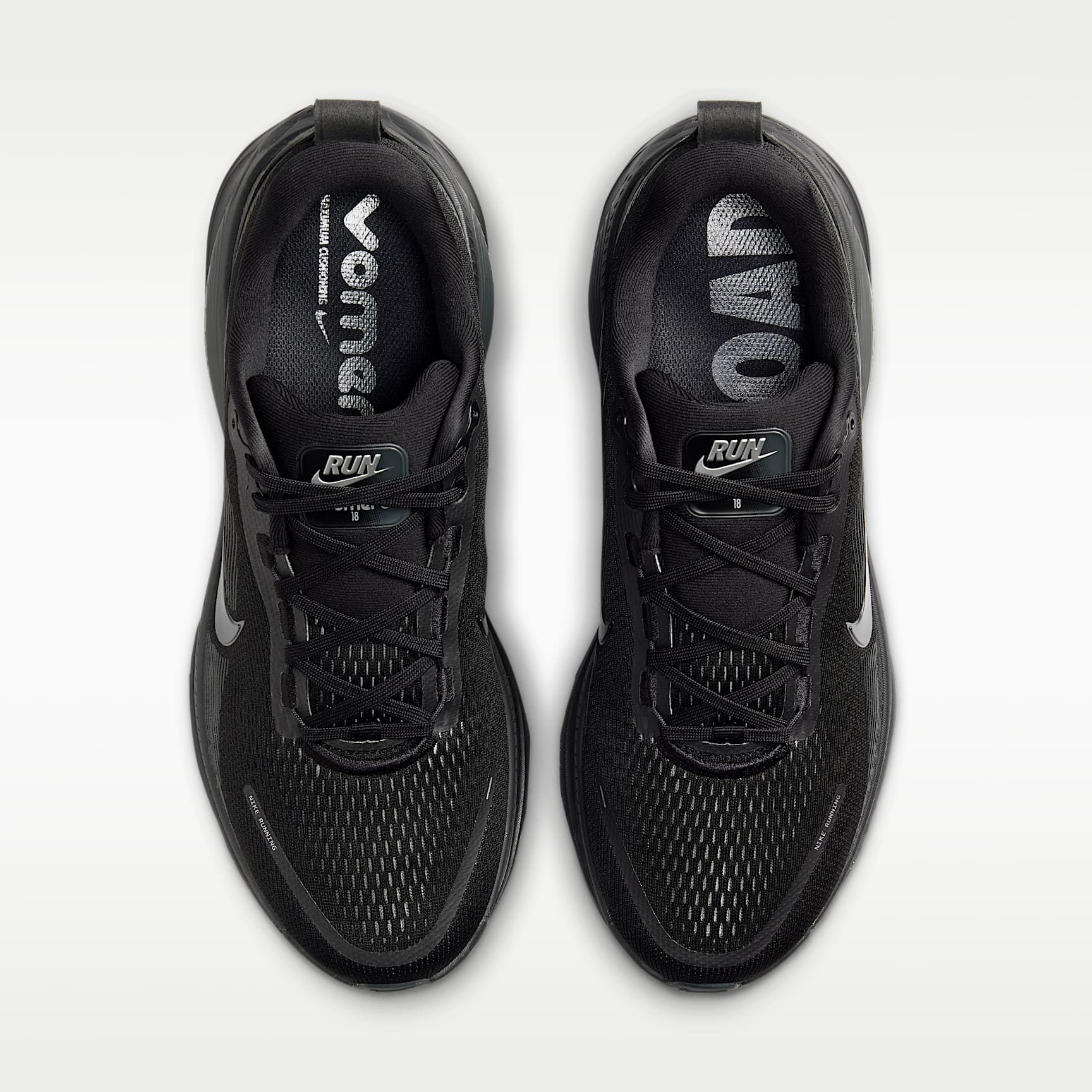 Nike Vomero 18 Straßenlaufschuh (Herren) – Schwarz/Dark Smoke Grey/Light Smoke Grey/Schwarz