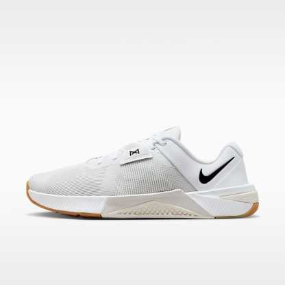 Nike Metcon 10 Workout-Schuh (Herren) – Weiß/Platinum Tint/Gum Light Brown/Schwarz