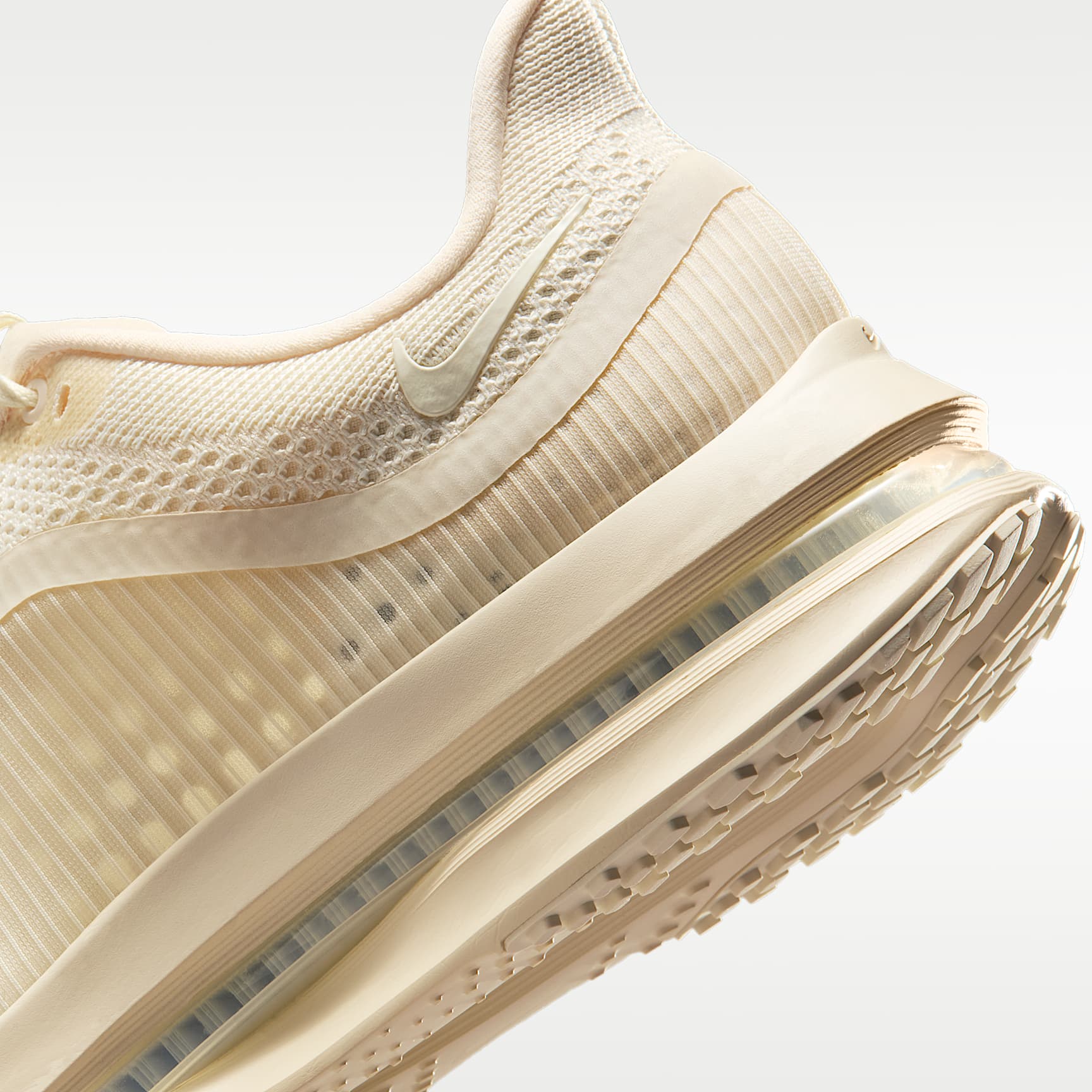 Nike Pegasus Premium Straßenlaufschuh (Herren) – Natural/Natural/Schwarz/Mushroom