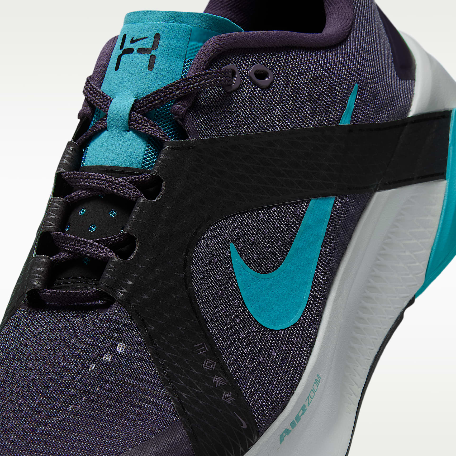 Nike Hybrid RN Trainingsschuh (Herren) – Gridiron/Schwarz/Light Silver/Dusty Cactus