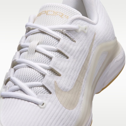 Nike Vapor 12 Tennisschuh für Hartplätze (Damen) – Weiß/Summit White/Linen/Light Orewood Brown