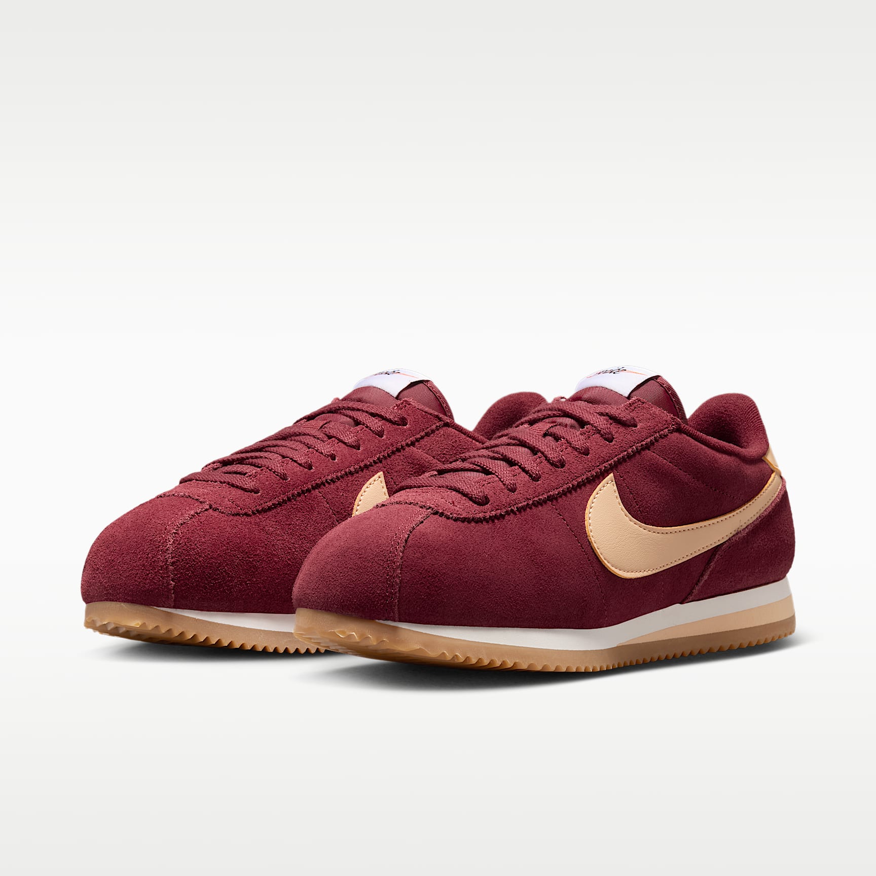 Nike Cortez Schuh (Damen) – Team Red/Sail/Gum Light Brown/Ice Peach