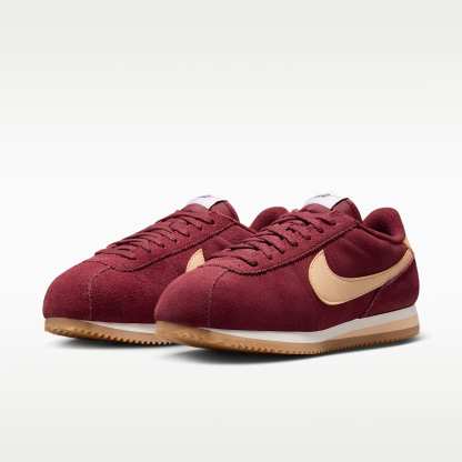 Nike Cortez Schuh (Damen) – Team Red/Sail/Gum Light Brown/Ice Peach