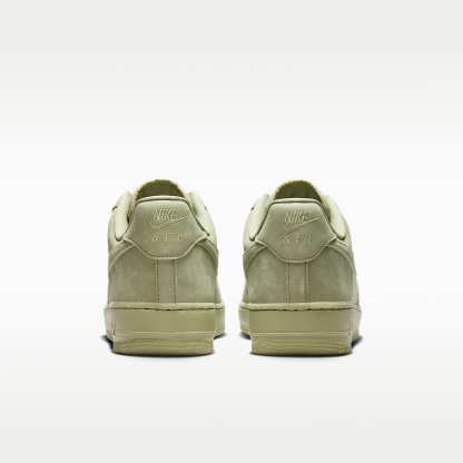 Nike Air Force 1 '07 LV8 Schuh (Herren) – Dusty Olive/Celadon/Dusty Olive