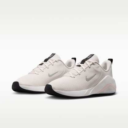 Nike Bella 7 Workout-Schuh (Damen) – Phantom/Sail/Schwarz/Light Smoke Grey