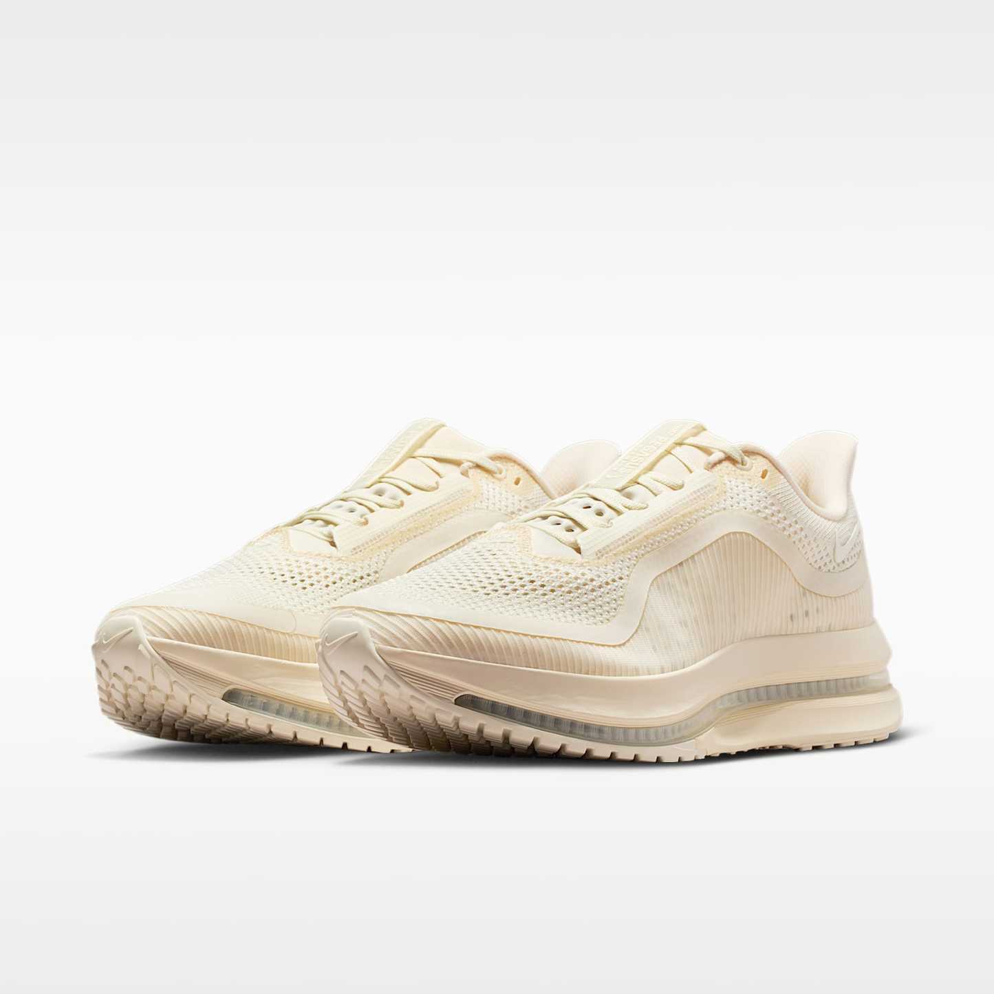 Nike Pegasus Premium Straßenlaufschuh (Herren) – Natural/Natural/Schwarz/Mushroom