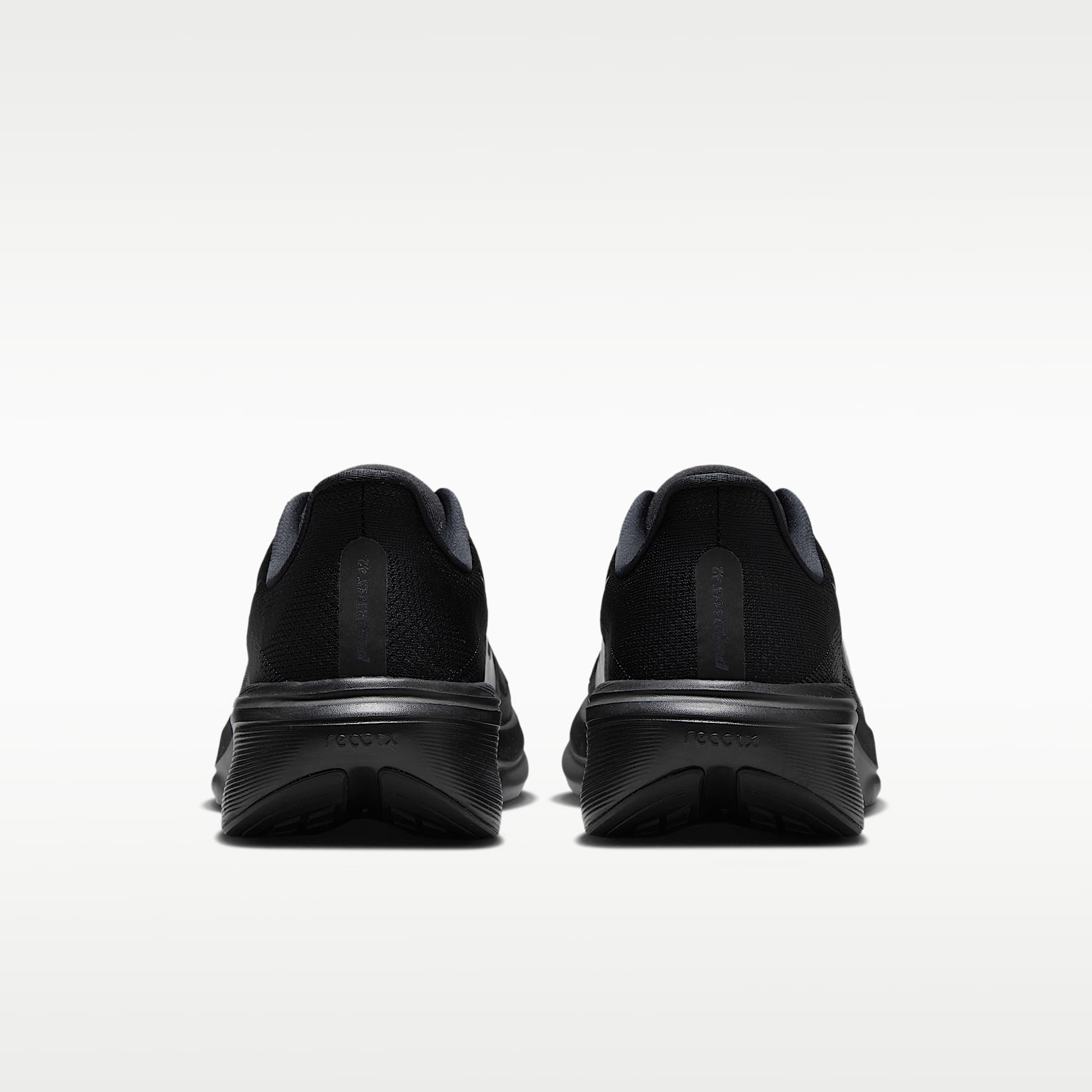 Nike Pegasus 42 Straßenlaufschuh (Herren) – Schwarz/Anthracite/Schwarz