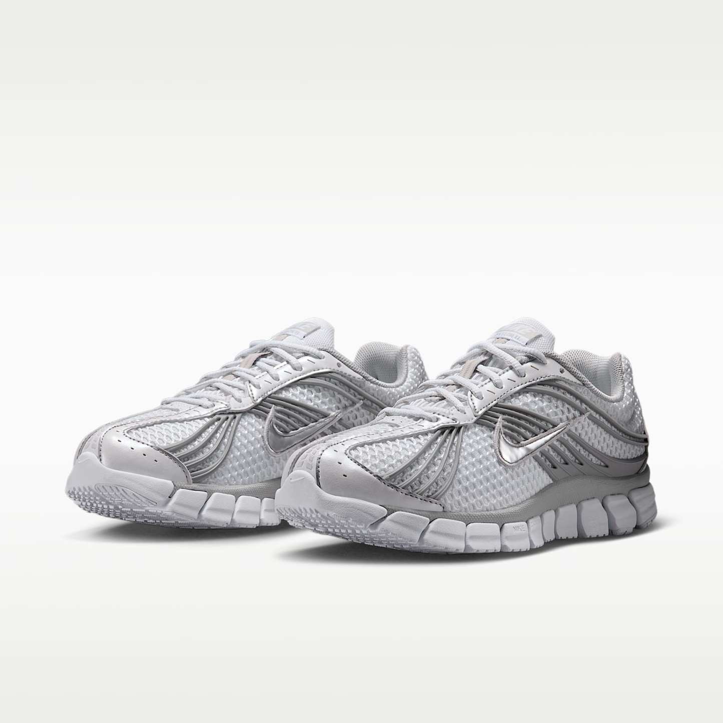 Nike Zoom Skylon 11 Damenschuh – Weiß/Grey Fog/Metallic Silver