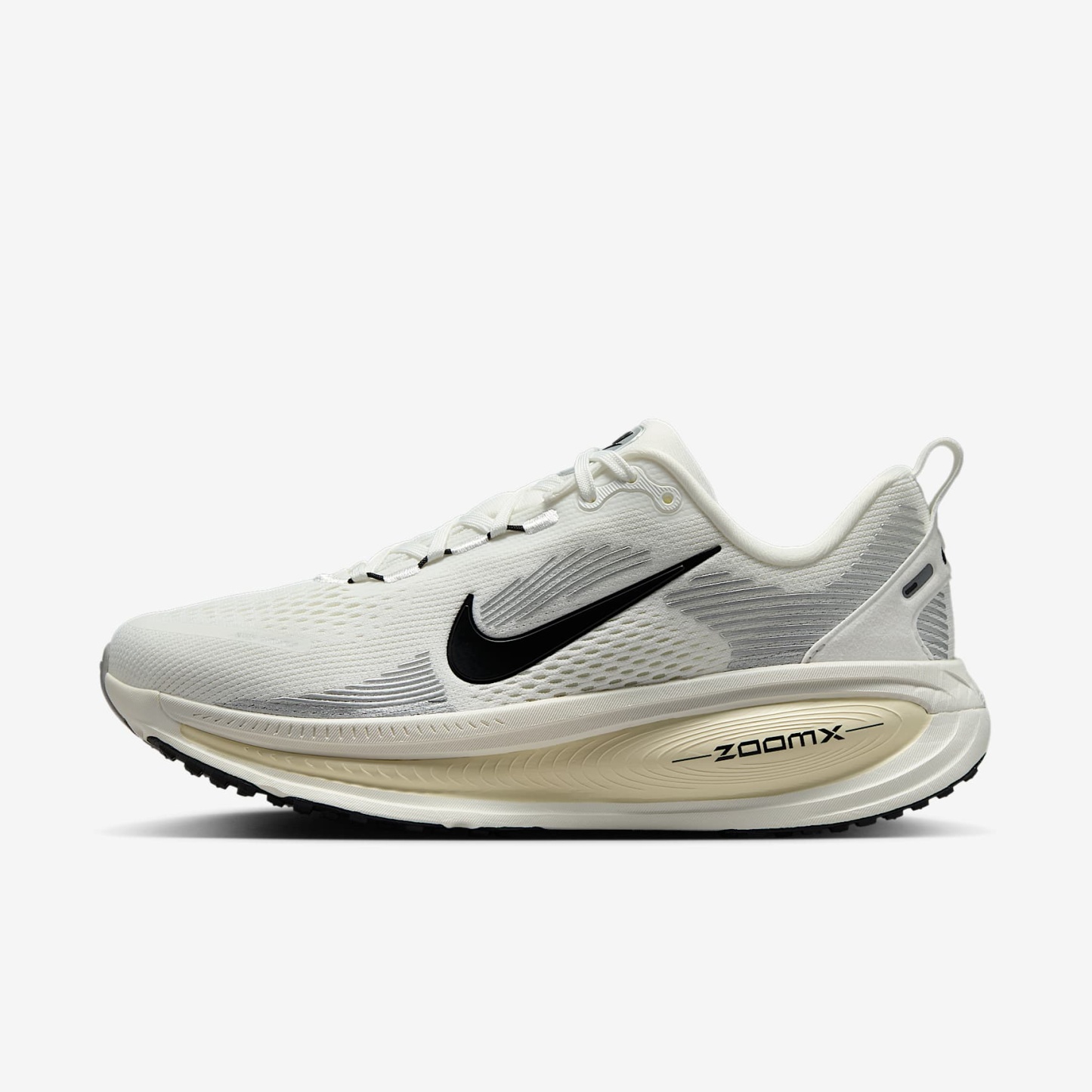 Nike Vomero 18 Straßenlaufschuh (Damen) – Summit White/Coconut Milk/Coconut Milk/Schwarz