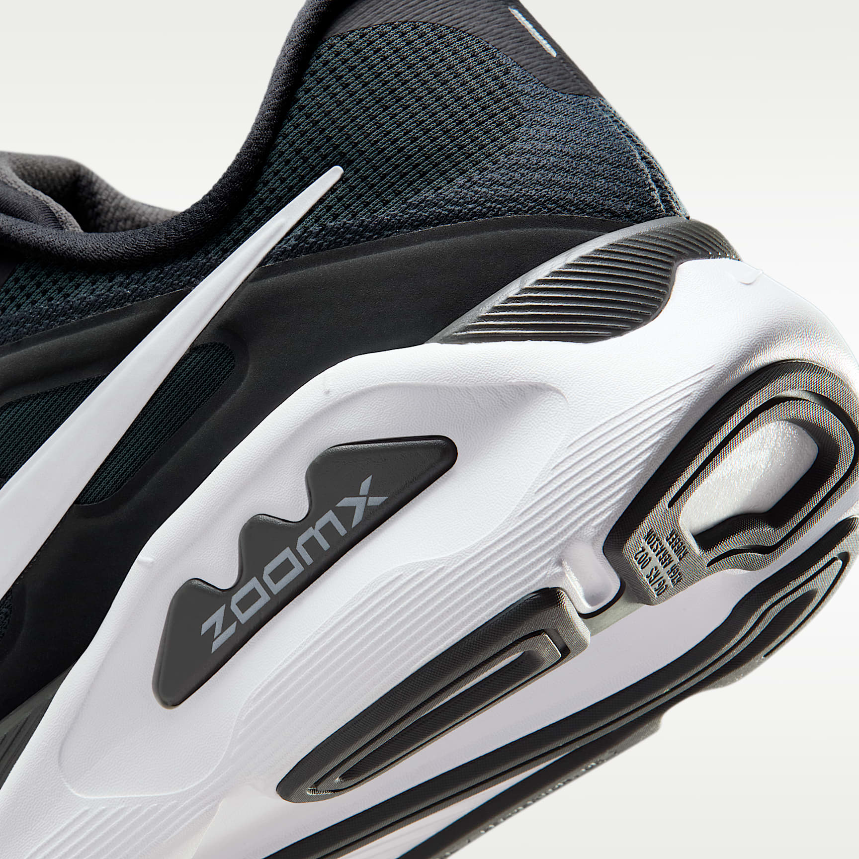 Nike Structure Plus Straßenlaufschuh (Herren) – Schwarz/Anthracite/Weiß