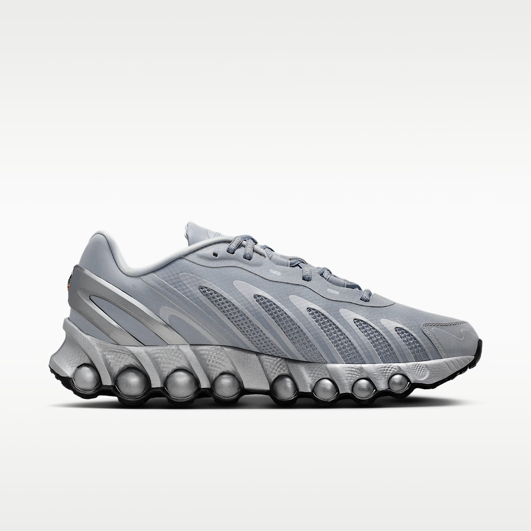 Nike Air Max Dn8 Schuh (Herren) – Metallic Silver/Schwarz/Metallic Silver