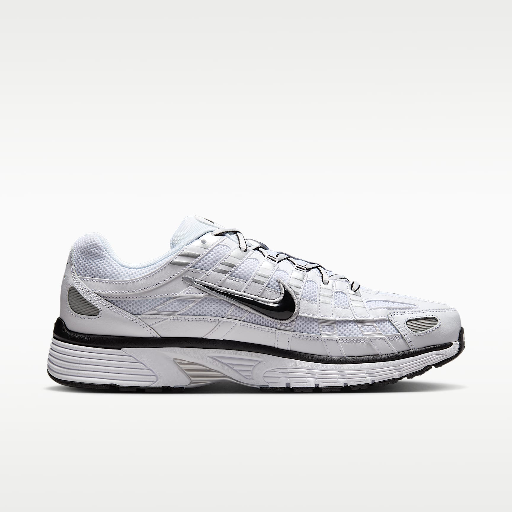 Nike P-6000 Schuh – Weiß/Metallic Silver/Schwarz/Schwarz