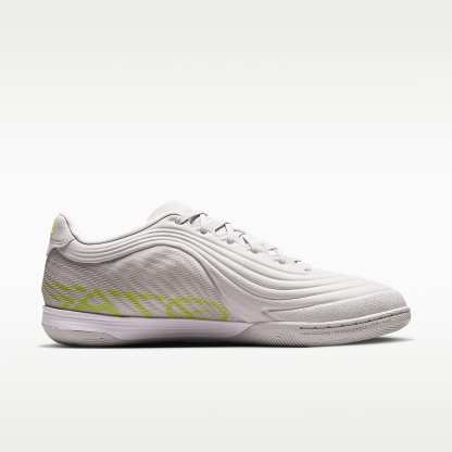Nike Tiempo Reactgato Low Top Fußballschuh für Hallen- und Hartplätze – Vast Grey/Lemon Venom/Moon Particle