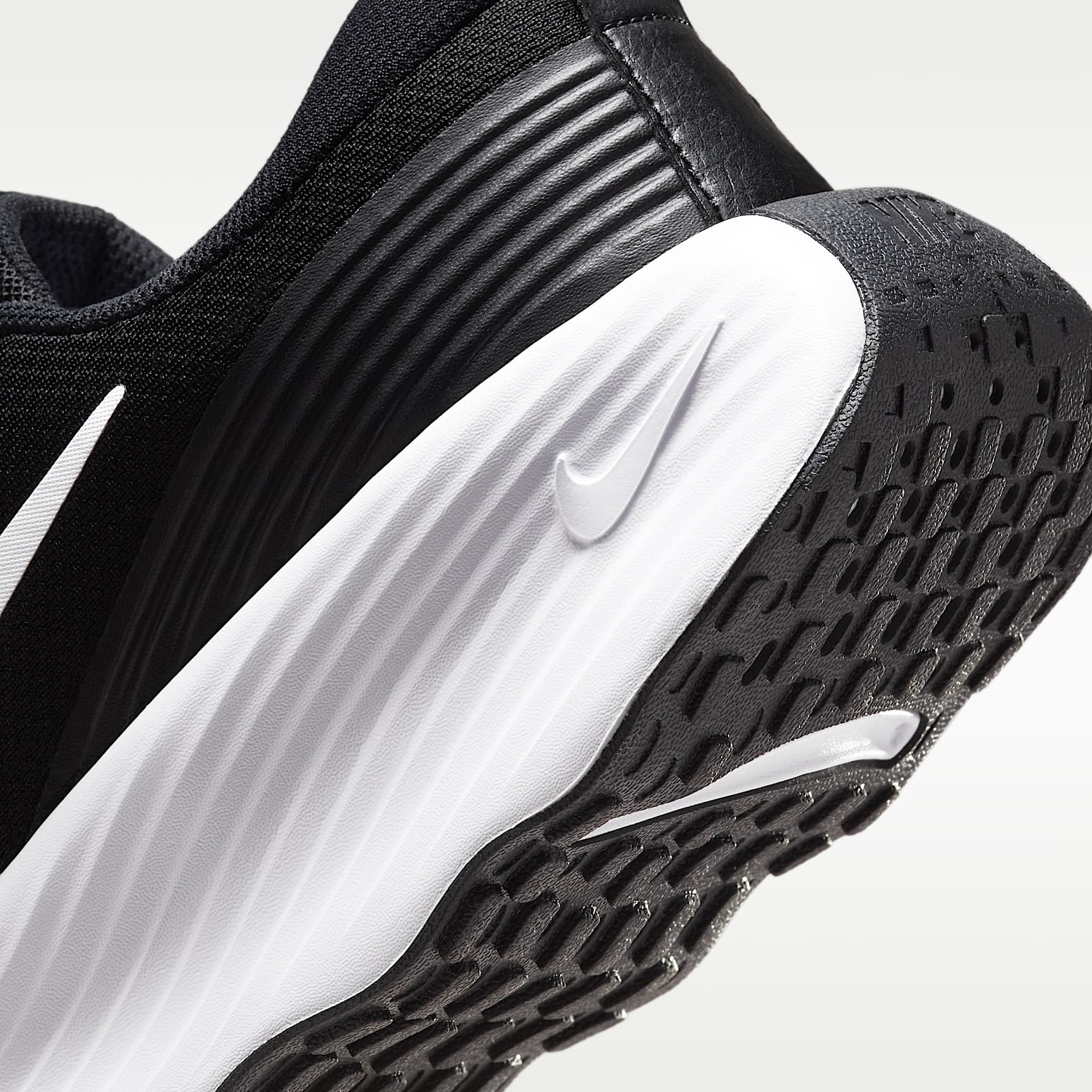Nike Promina Walking-Schuh (Herren) – Schwarz/Weiß