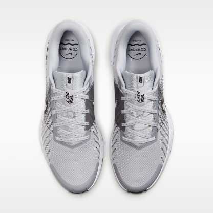 Nike Run Defy Straßenlaufschuh (Herren) – Wolf Grey/Weiß/Iron Grey/Schwarz