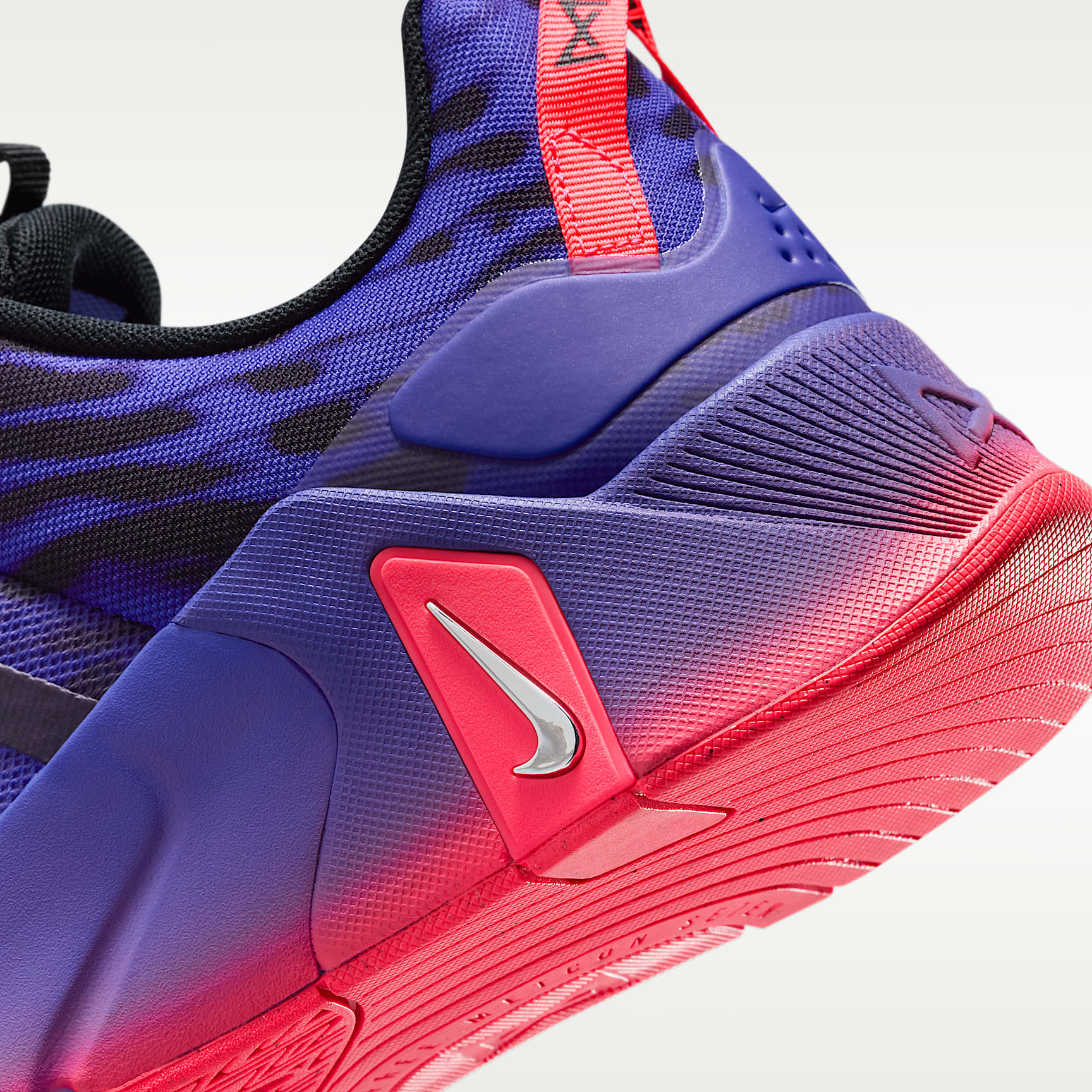 Nike Free Metcon 7 AMP Trainingsschuh für Herren – Schwarz/Hyper Punch/Indigo Burst/Metallic Platinum