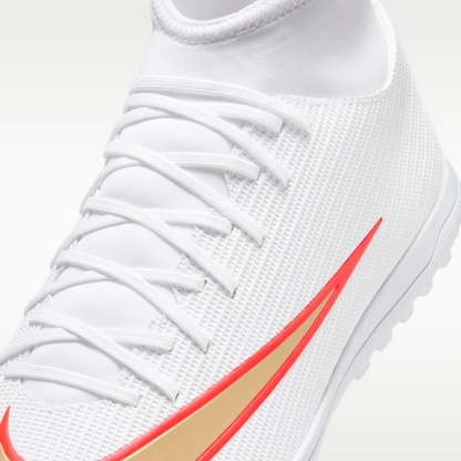 Nike Mercurial Superfly 11 Club High-Top-Fußballschuh für Turf – Weiß/Bright Crimson/Blur
