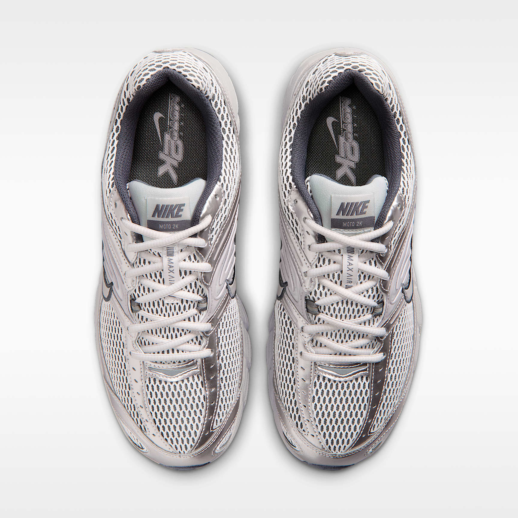 Nike Air Max Moto 2K Schuh (Herren) – Vast Grey/College Grey/Iron Grey/Vast Grey