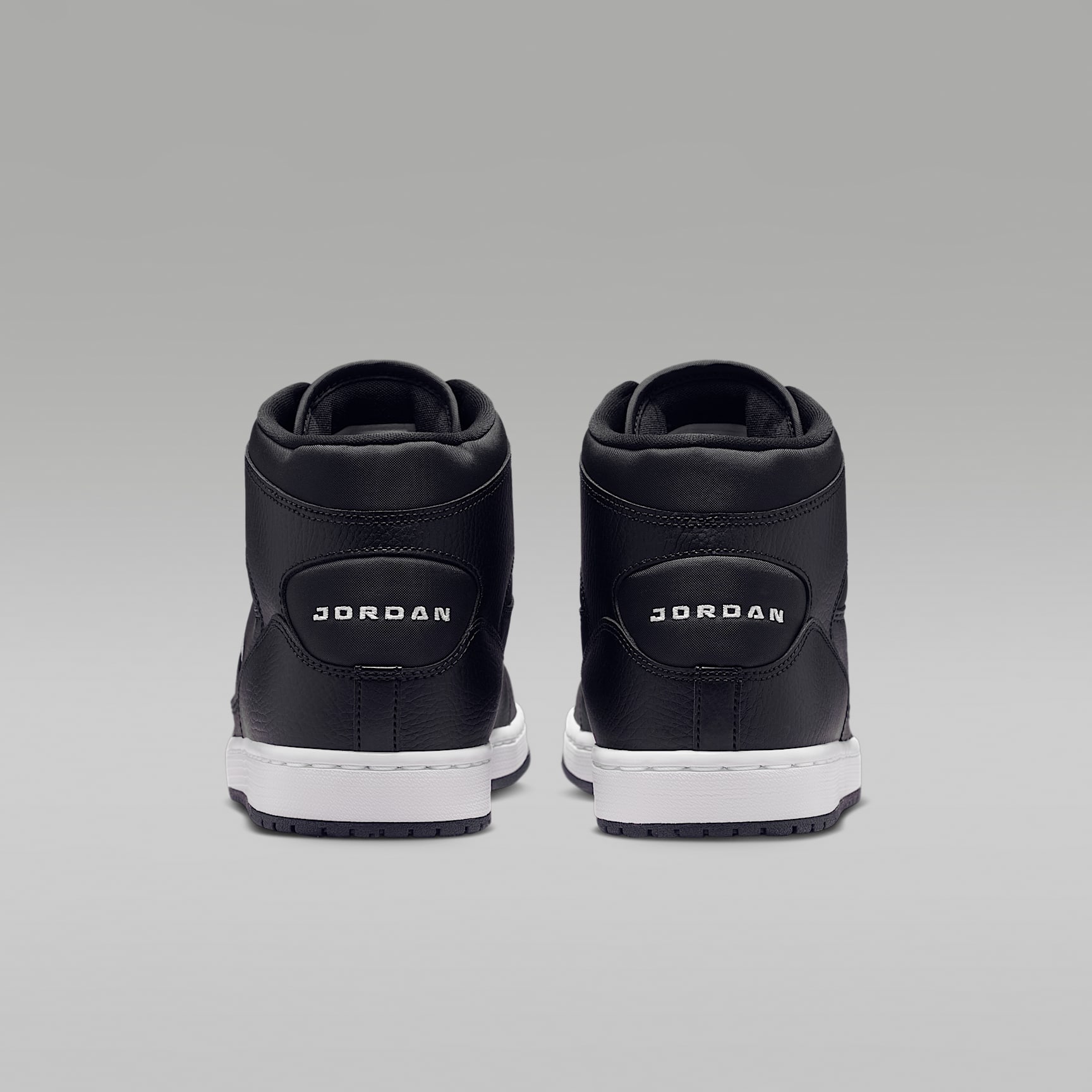 Jordan Court Connect Mid Herrenschuhe – Schwarz/Weiß