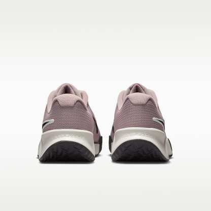 Nike Zoom GP Challenge Pro PRM Tennisschuh für Sandplätze (Herren) – Light Violet Ore/Barely Green/Anthracite/Schwarz