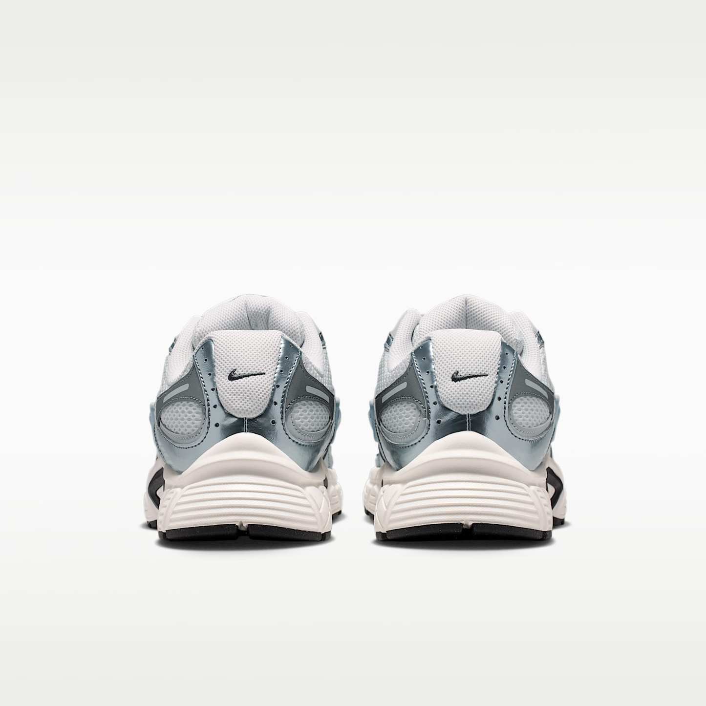 Nike V5 RNR Schuh (Herren) – Photon Dust/Smoke Grey/Light Smoke Grey/Dark Smoke Grey