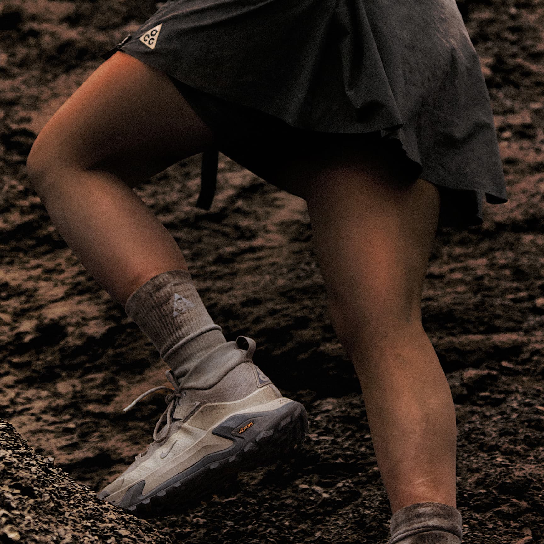 ACG Zegama Hike Wanderschuh (Damen) – Cream II/Light Orewood Brown/Cave Stone/Cream II
