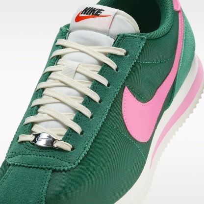 Nike Cortez Damenschuh – Fir/Sail/Pinksicle