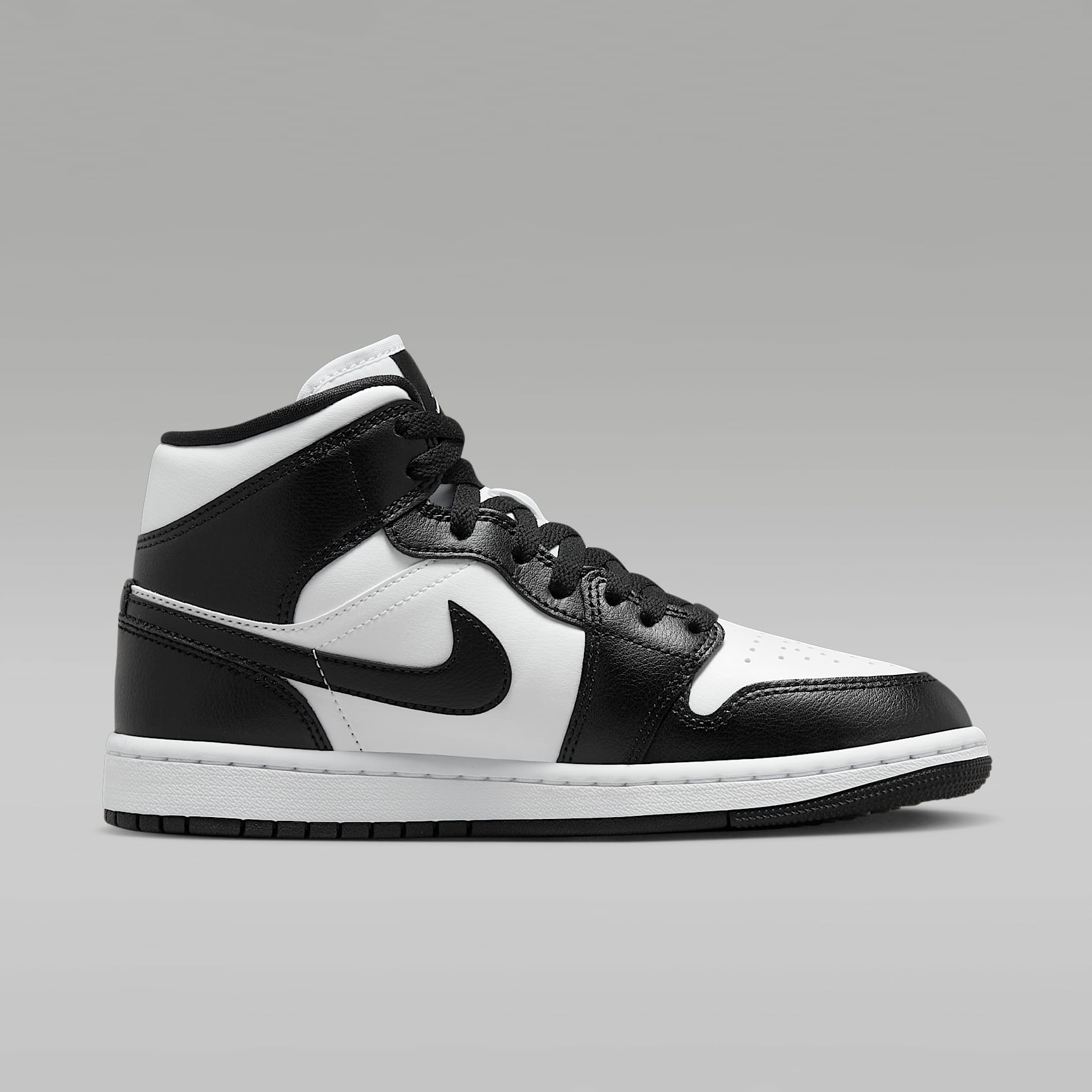 Air Jordan 1 Mid Damenschuh – Weiß/Weiß/Schwarz