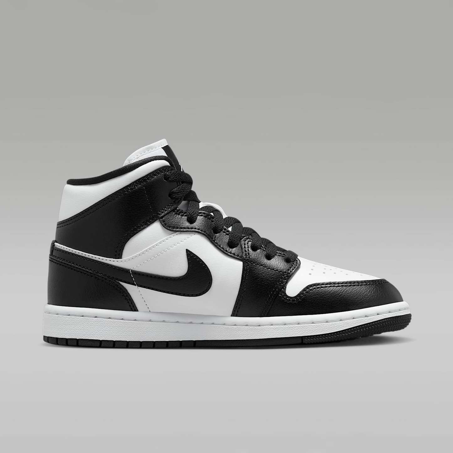 Air Jordan 1 Mid Damenschuh – Weiß/Weiß/Schwarz