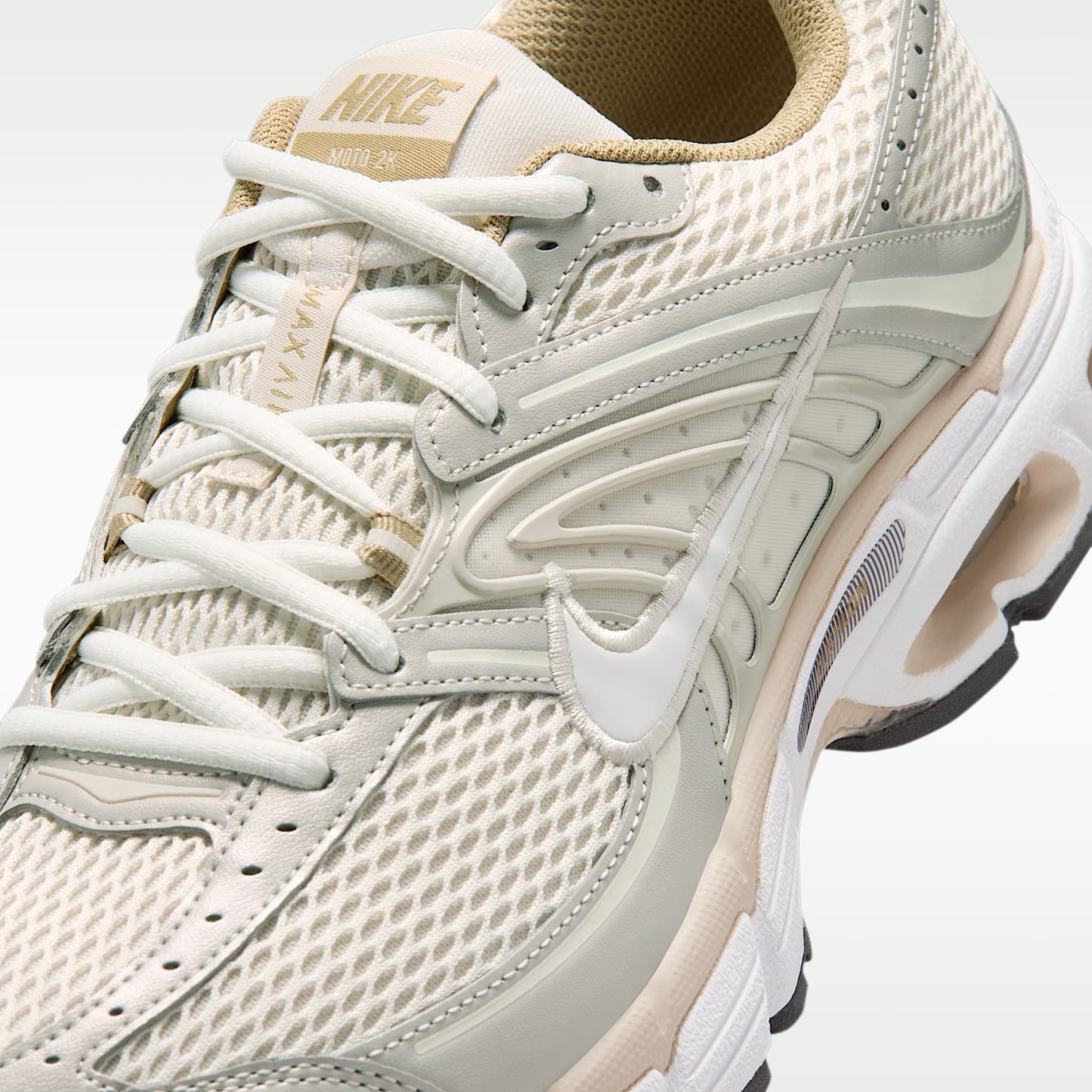 Nike Air Max Moto 2K Schuh (Herren) – Light Orewood Brown/Phantom/Sanddrift/Summit White