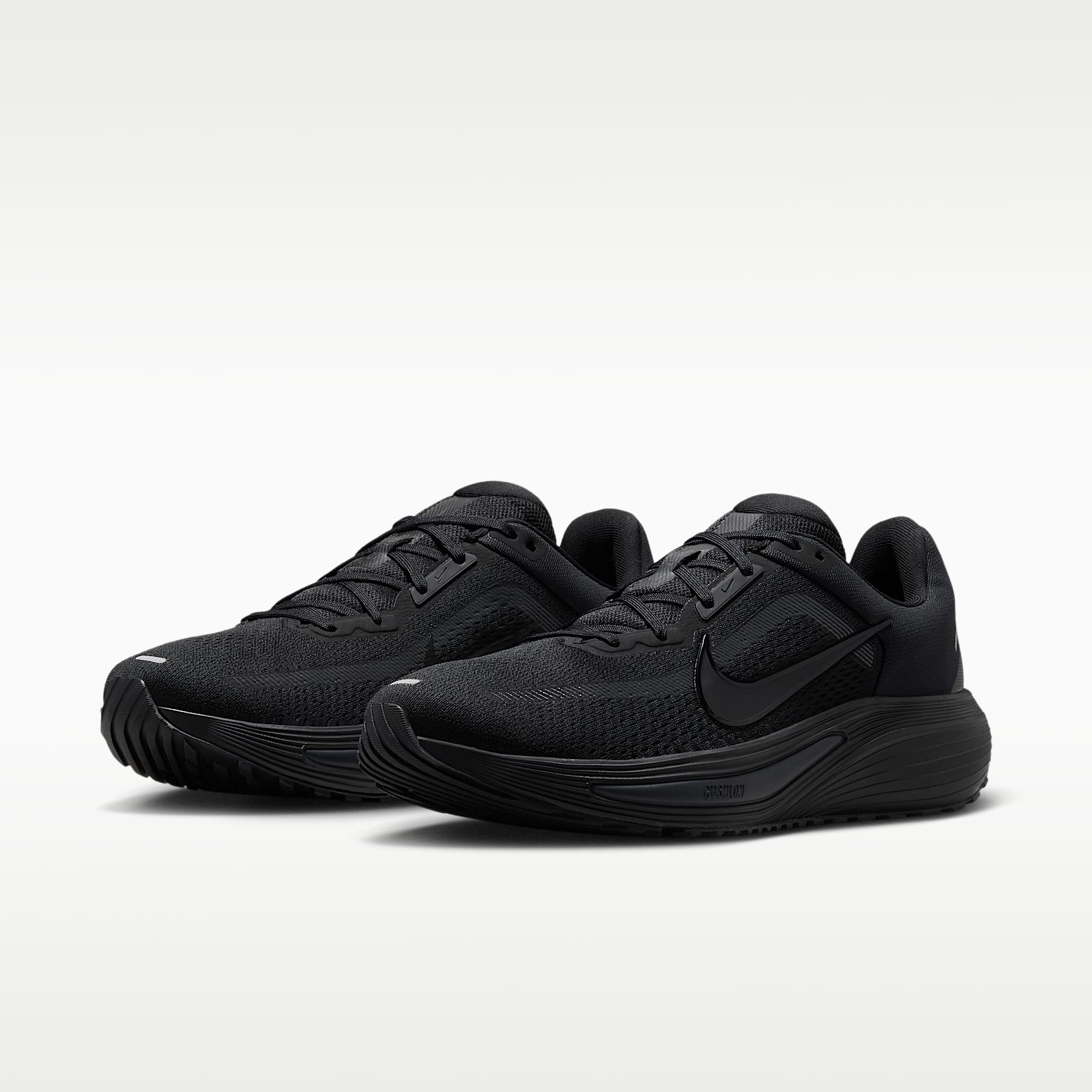 Nike Quest 7 Straßenlaufschuhe (Herren) – Schwarz/Schwarz/Anthracite/Schwarz