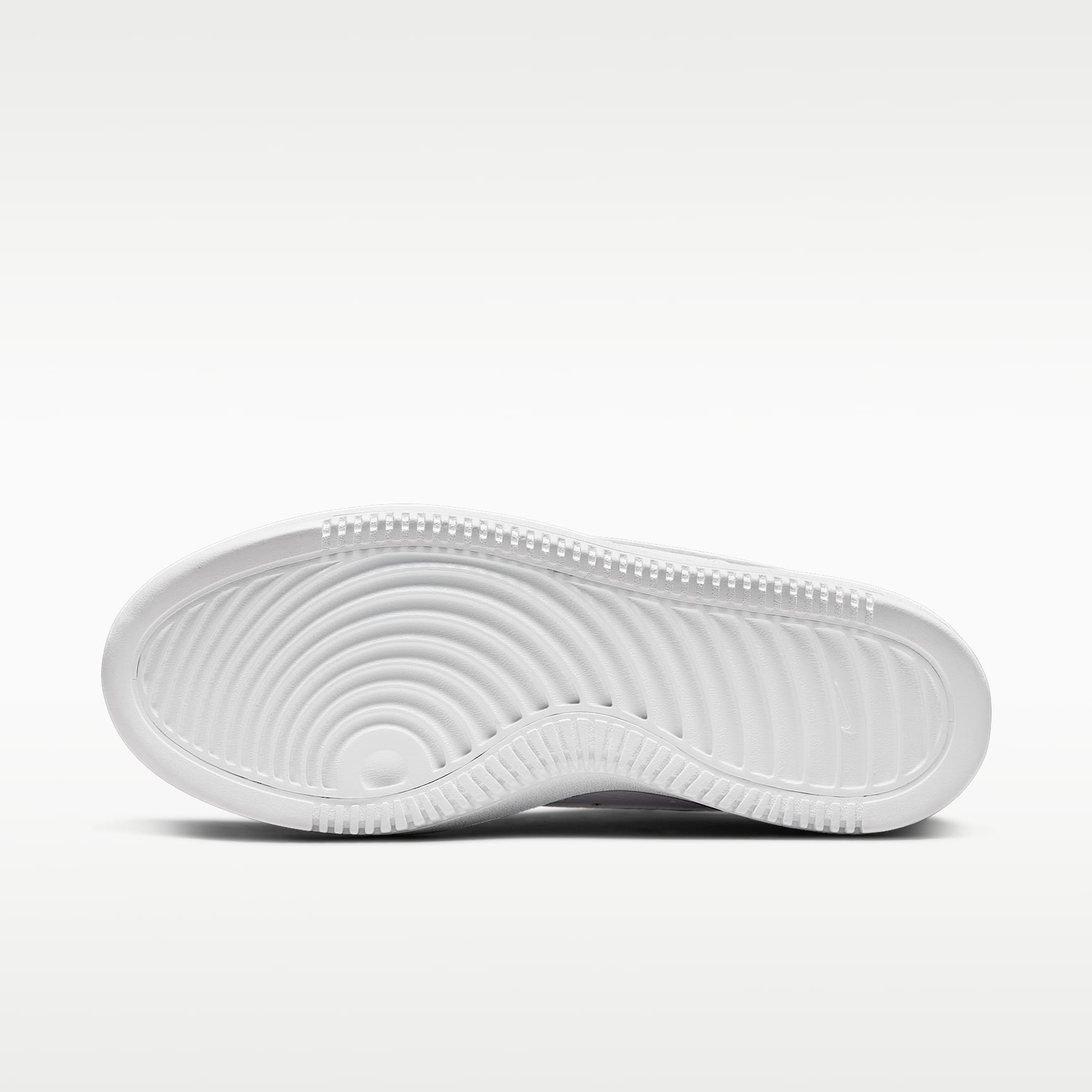 Nike Court Vision Alta Schuh (Damen) – Weiß/Weiß/Weiß