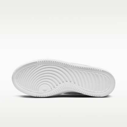 Nike Court Vision Alta Schuh (Damen) – Weiß/Weiß/Weiß