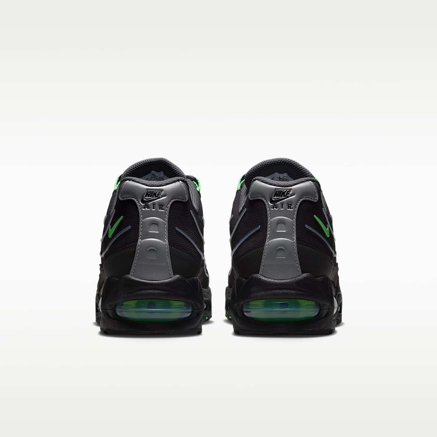 Nike Air Max 95 Big Bubble Tech Schuh (Herren) – Iron Grey/Schwarz/Metallic Silver/Illusion Green