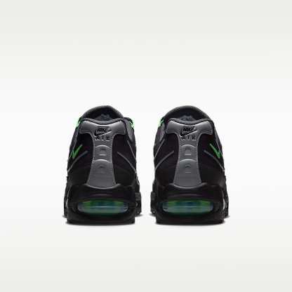 Nike Air Max 95 Big Bubble Tech Schuh (Herren) – Iron Grey/Schwarz/Metallic Silver/Illusion Green