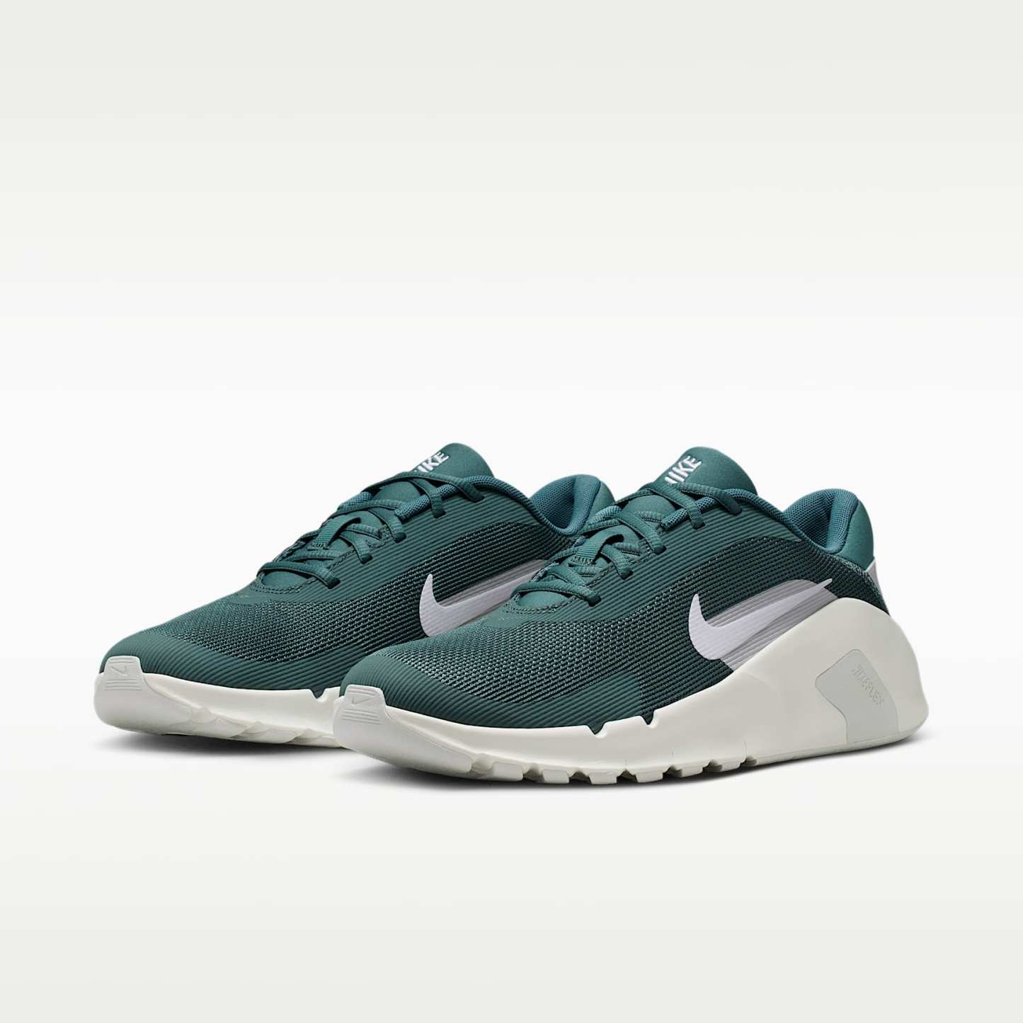 Nike Flex Train Workout-Schuh (Herren) – Mineral Slate/Spruce Aura/Photon Dust/Weiß